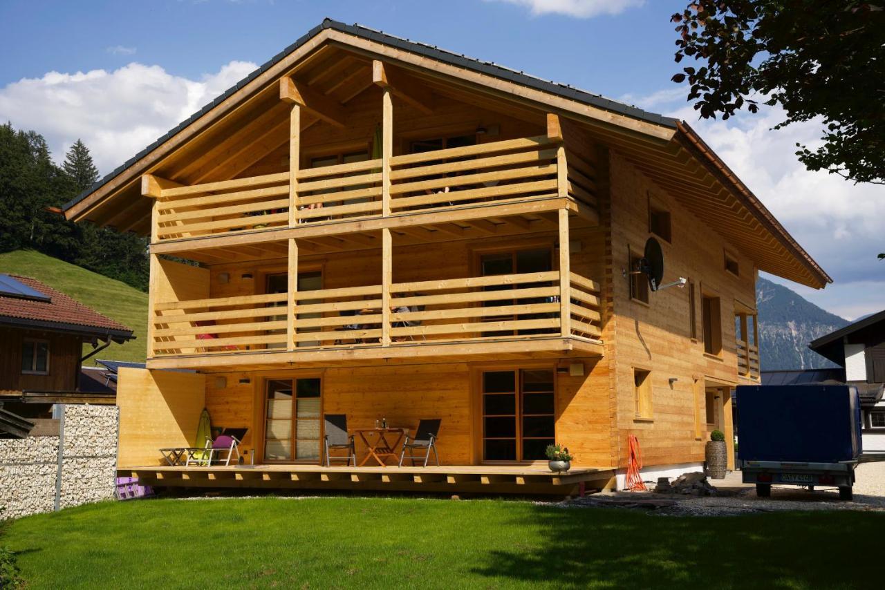 Leos Alpenchalet - Inclusive Sommer Bergbahnticket Und E-Auto Ladestation اوبرستدورف المظهر الخارجي الصورة